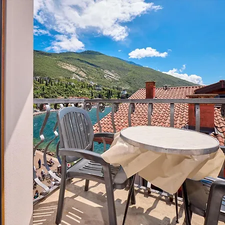 Hotel Geier Torbole Sul Garda Exterior photo