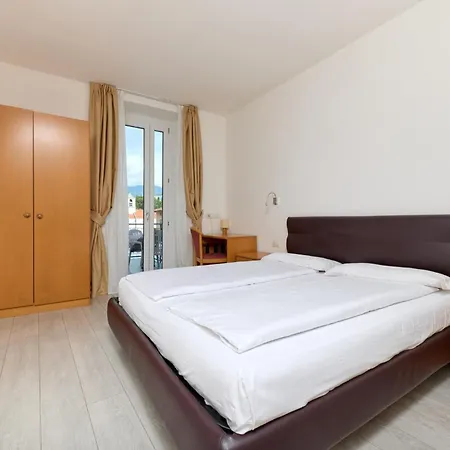 Hotel Geier Torbole Sul Garda Exterior photo