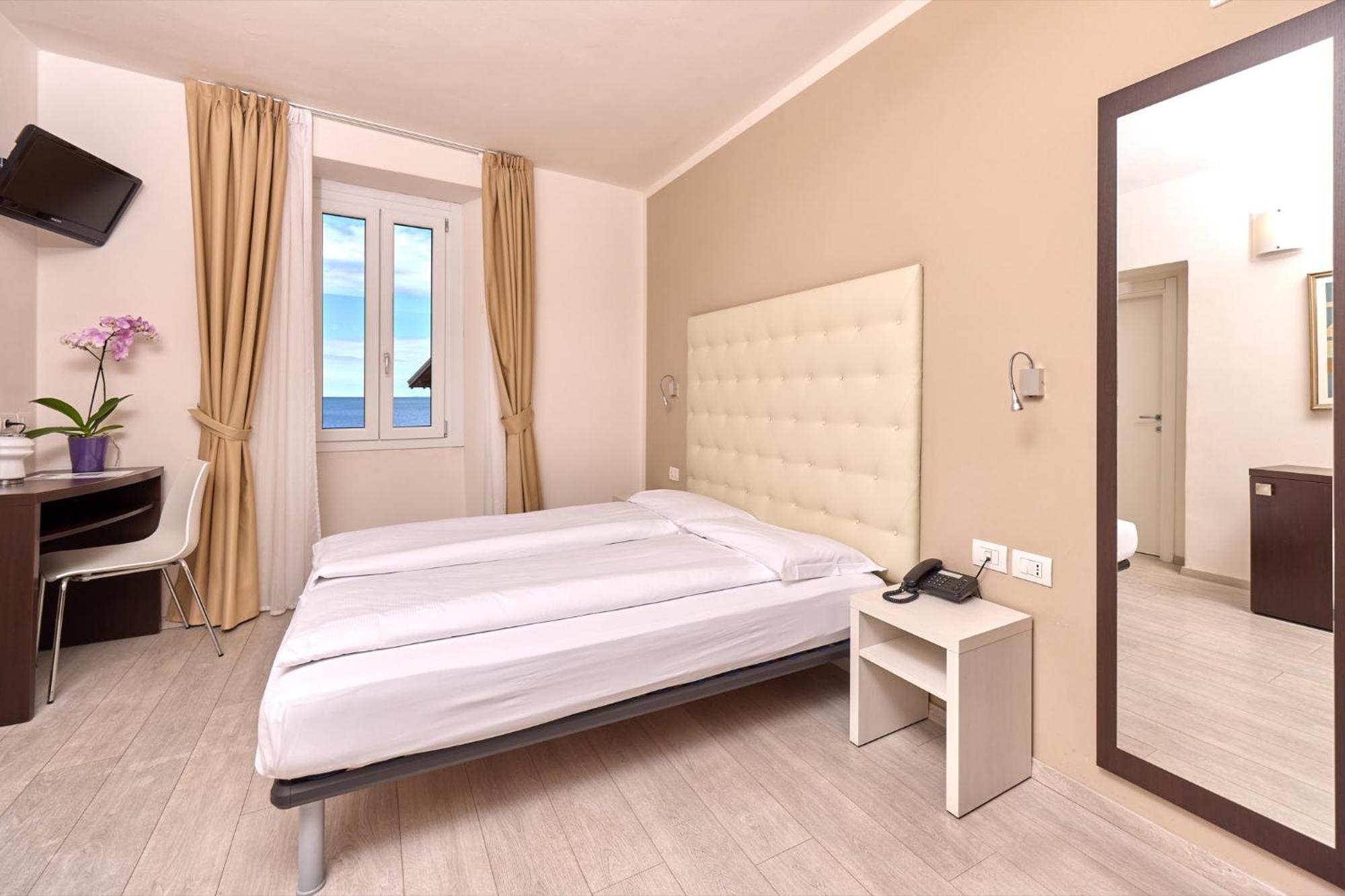 Geier 3* Torbole Sul Garda